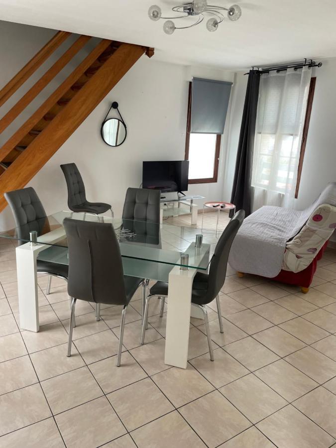 Logis Hotel- Restaurant Le Relais Guillaume De Normandy Saint-Valery-sur-Somme Bagian luar foto
